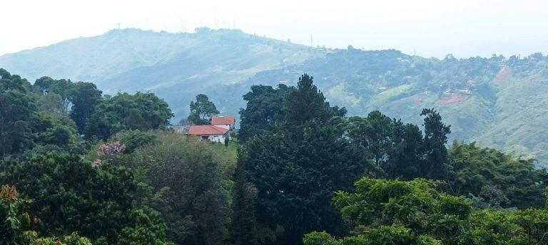 Finca Villaluz en los andes via cristo rey yanaconas
